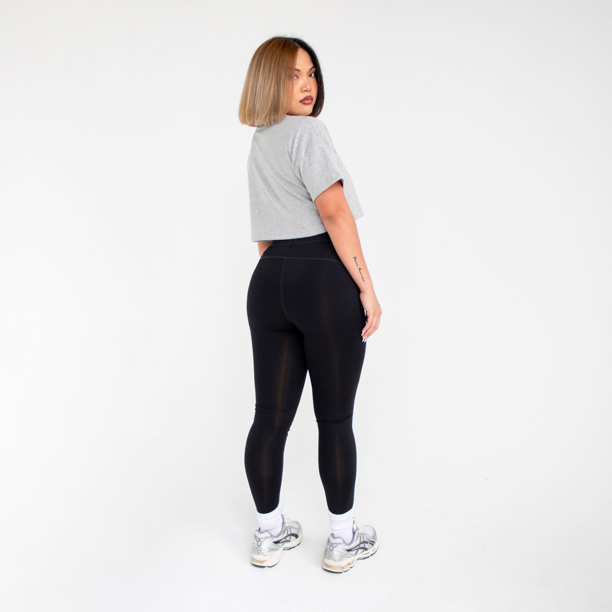 4000 - Women's Loose Cropped Tee