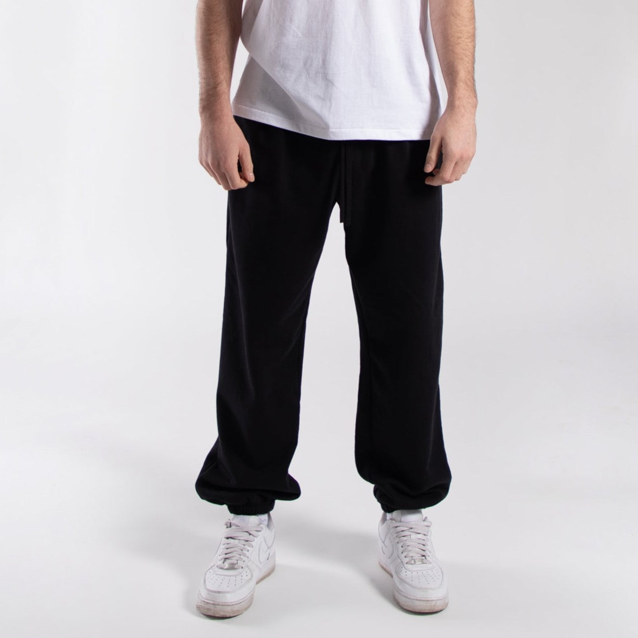 1005MW - Men's Midweight Sweatpants